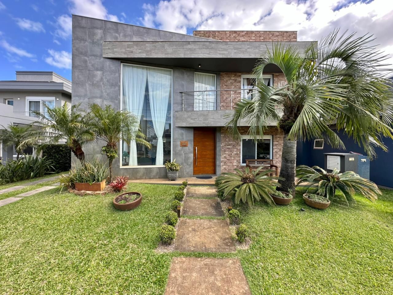 Casa em Condomínio 5 dormitórios em Xangri-lá | Ref.: 2007