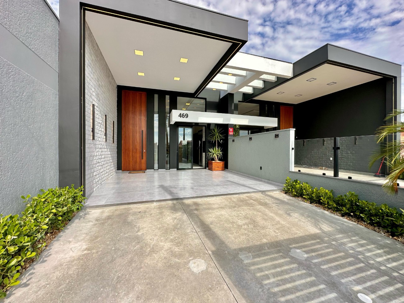 Casa 3 dormitórios em CAP | Ref.: 2023