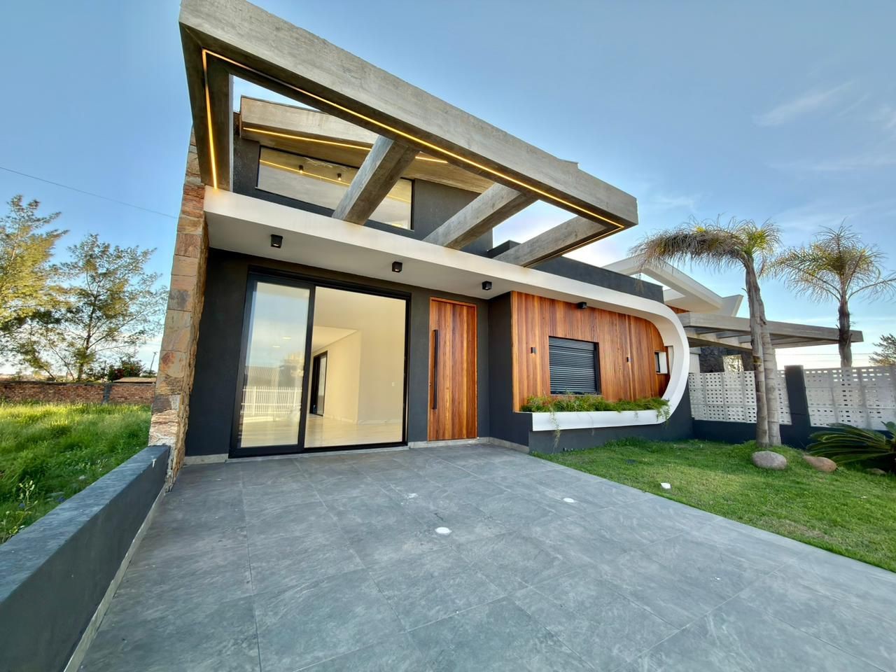 Casa 3 dormitórios em Capão da Canoa | Ref.: 2099