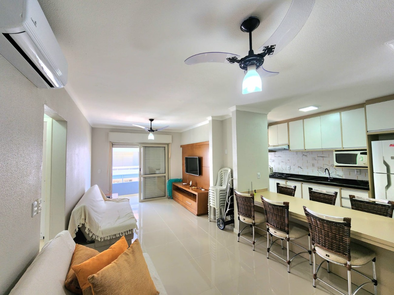Apartamento 2 dormitórios à venda no bairro Capão Novo em Capão Da Canoa - imovel 2162